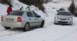 ADANA VE MERSİN’İN YÜKSEK KESİMLERİNDE KAR ETKİSİNİ SÜRDÜRDÜ