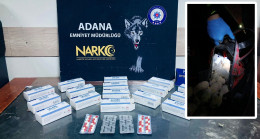 ADANA’DA BİR OTOMOBİLDE 896 UYUŞTURUCU HAP ELE GEÇİRİLDİ 5 KİŞİ TUTUKLANDI