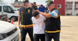 ADANA’DA UZUN NAMLULU SİLAHLARLA EV VE İŞ YERİ KURŞUNLANDI! OLAYLA İLGİLİ 4 ŞÜPHELİ YAKALANDI…