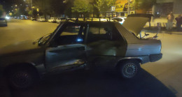 ADANA’DA İKİ OTOMOBİLİN ÇARPIŞMASI SONUCU 2’Sİ ÇOCUK 3 KİŞİ YARALANDI