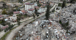 HATAY’DA DEPREMDE 36 KİŞİNİN ÖLDÜĞÜ BİNANIN “MALZEME DAYANIMI” YETERSİZ BULUNDU…!