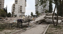 ADANA’DA DEPREMDE 40 KİŞİNİN ÖLDÜĞÜ SAMİ BEY APARTMANI’NIN 2 MÜTEAHHİDİ YARGILANIYOR