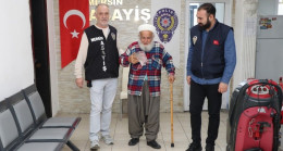 MERSİN’DE 78 YAŞINDAKİ YAŞLI ADAM 300 BİN LİRA DOLANDIRILMAKTAN SON ANDA KURTULDU