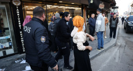 ADANA’DA KUYUMCUDAN ALTIN ÇALMAYA ÇALIŞAN 5 KİŞİ YAKALANDI