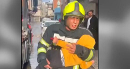 MERSİN’DE YANGIN ÇIKAN BİNADA MAHSUR KALAN 3 ÇOCUK KURTARILDI