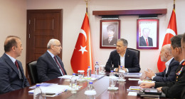 BAKAN YERLİKAYA, ADANA’DA YAKLAŞIK 10 AYDA 19 BİN 746 ŞÜPHELİNİN YAKALANDIĞINI BİLDİRDİ