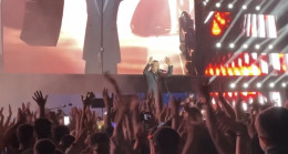 FERHAT GÖÇER, ULUSLARARASI PORTAKAL ÇİÇEĞİ KARNAVALI’NDA KONSER VERDİ