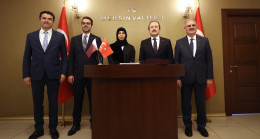Bakan yardımcıları Karaloğlu ve Serim, Katar Devlet Bakanı Al Khater ile Mersin’de görüştü