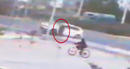 MERSİN’DE HAFİF TİCARİ ARACIN ÇARPTIĞI KALDIRIMDAKİ YAYA HAYATINI KAYBETTİ