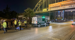 ADANA’DA OTOMOBİLİN ÇARPTIĞI 74 YAŞINDAKİ YAŞLI ADAM HAYATINI KAYBETTİ