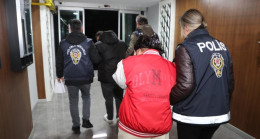 Mersin’de nitelikli dolandırıcılık ve yasa dışı bahis iddiasıyla 3 zanlı tutuklandı