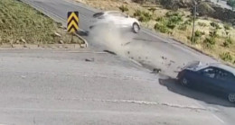 Gaziantep’te iki otomobilin çarpışması sonucu 5 kişi yaralandı