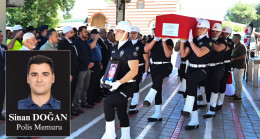 ADANA’DA GÖREVİ BAŞINDA RAHATSIZLANARAK HAYATINI KAYBEDEN POLİS MEMURU SİNAN DOĞAN İÇİN TÖREN DÜZENLENDİ