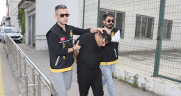 Adana’da tartıştığı kuzenini bıçaklayarak öldüren zanlı tutuklandı