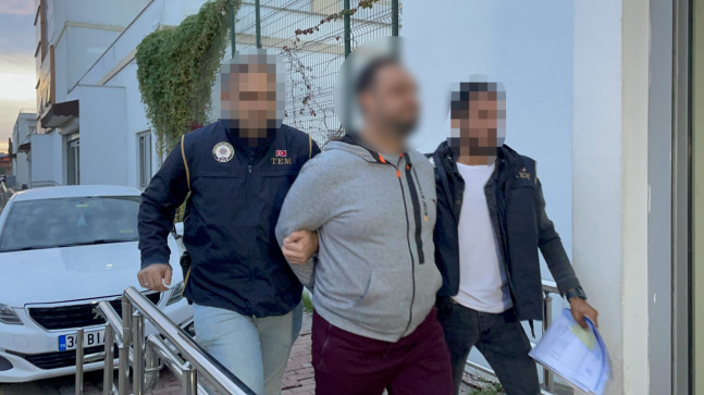 ADANA MERKEZLİ 8 İLDE FETÖ SORUŞTURMASINDA 75 GÖZALTI KARARI