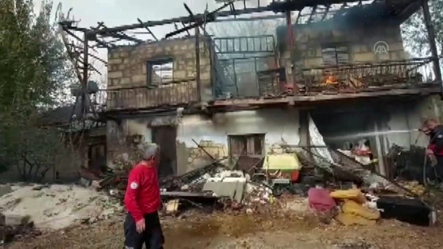 OSMANİYE’DE KULLANILMAYAN EVDE ÇIKAN YANGIN  SÖNDÜRÜLDÜ