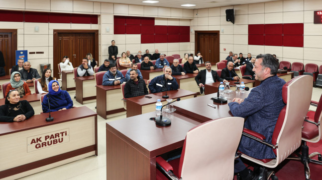 YÜREĞİR BELEDİYESİ İŞÇİLERİNE YÜZDE 70 ZAM YAPILDI