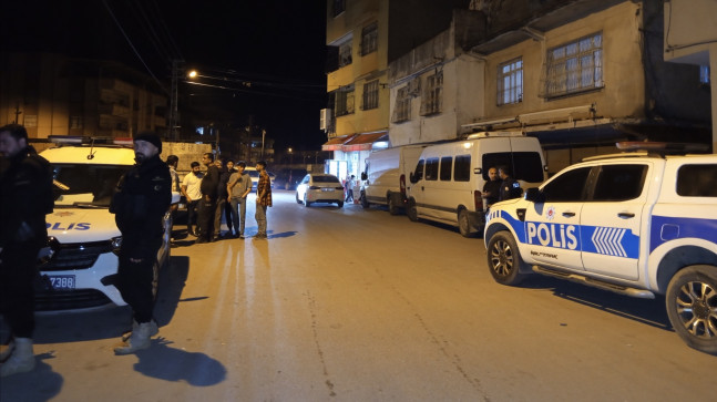 ADANA’DA ELİNDEKİ POMPALI TÜFEKLE OYNAYAN ÇOCUK YANLIŞLIKLA 14 YAŞINDAKİ ARKADAŞINI ÖLDÜRDÜ