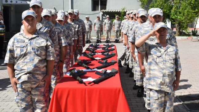 MERSİN’DE ENGELLİLER BİR GÜNLÜĞÜNE ASKERLİK HEYECANI YAŞADI