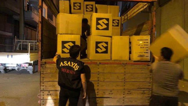 MERSİN’DE SPOR MALZEMESİ HIRSIZLIĞI İDDİASIYLA GÜMRÜK MÜŞAVİRLİĞİ FİRMASI SAHİBİ GÖZALTINA ALINDI