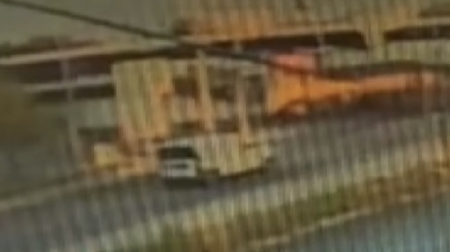 MERSİN’DE 2 KİŞİNİN ÖLDÜĞÜ, 27 KİŞİNİN YARALANDIĞI KAZA ANI GÜVENLİK KAMERASINDA