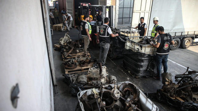 MERSİN’DE 8 MİLYON  DEĞERİNDE KAÇAK MOTOR BLOKLARI VE ŞANZIMAN ELE GEÇİRİLDİ