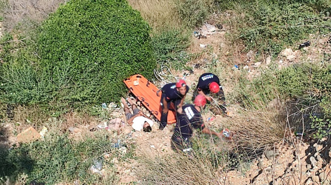 ADANA’DA YAMAÇTAN DÜŞEN BİR KİŞİ YARALANDI