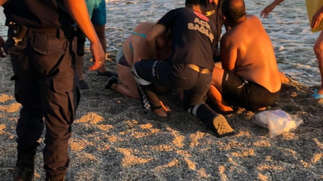 ANTALYA’NIN ALANYA İLÇESİNDE DENİZE GİREN BİR KİŞİ BOĞULARAK HAYATINI KAYBETTİ