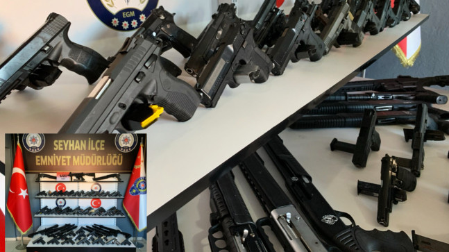 ADANA’DA POLİSİN UYGULAMALARINDA RUHSATSIZ 71 SİLAH ve 480 UYUŞTURUCU HAP ELE GEÇİRİLDİ