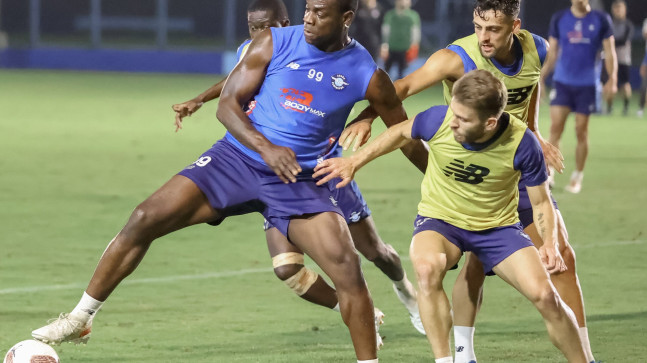 ADANADEMİRSPOR, FENERBAHÇE MAÇI HAZIRLIKLARINI SÜRDÜRDÜ