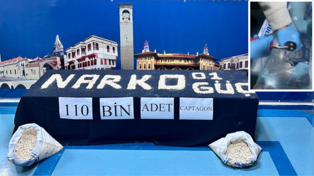 ADANA’DA KARGOYA VERİLEN KOLİLERDEN 110 BİN UYUŞTURUCU HAP ÇIKTI…!
