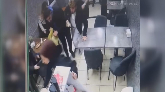 HATAY’IN ANTAKYA İLÇESİNDE MEYDANA GELEM 4,1 BÜYÜKLÜĞÜNDEKİ DEPREM ANI KAMERALARA YANSIDI