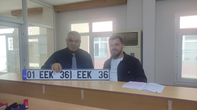 POZANTI’DA ARAÇ PLAKALARINDA “KAREKOD” UYGULAMASINA BAŞLANDI