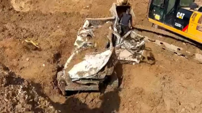 ERZİNCAN’DA MEYDANA GELEN MADEN OCAĞINDAKİ TOPRAK KAYMASINDAN 33 GÜN SONRA TOPRAK ALTINDA KALAN BİR ARACA ULAŞILDI