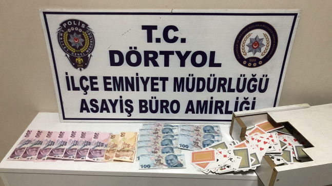 HATAY’DA KUMAR OYNARKEN YAKALANAN 30 KİŞİYE 192 BİN 750 LİRA CEZA VERİLDİ