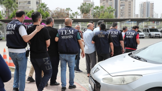 Mersin’de terör örgütü DEAŞ operasyonunda 9 şüpheli yakalandı