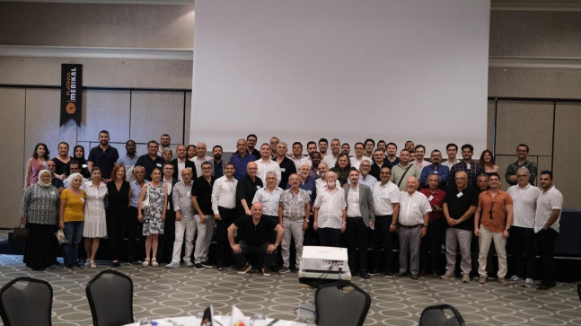 DOKTORLAR 50. YIL BULUŞMASINDA BİR ARAYA GELDİ 