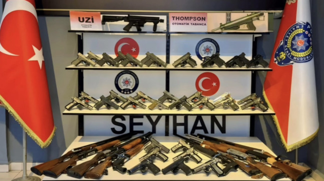 Adana’da operasyon ve denetimlerde Bir Haftada 59 ruhsatsız silah ele geçirildi