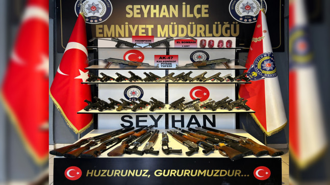 Adana’da operasyon ve denetimlerde 4 el bombası ile 80 silah ele geçirildi