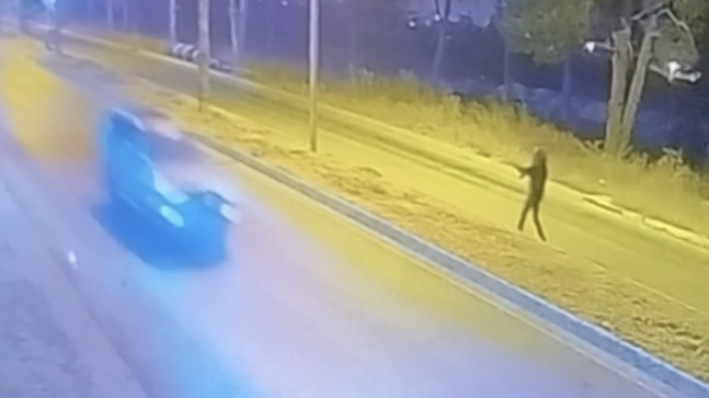 Adana’da iş yerini kurşunladıkları kişiden haraç isteyen 2 zanlı tutuklandı