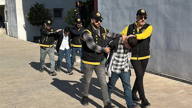 Adana’da haraç vermeyen kişinin iş yerini kurşunlayan 2 zanlı tutuklandı