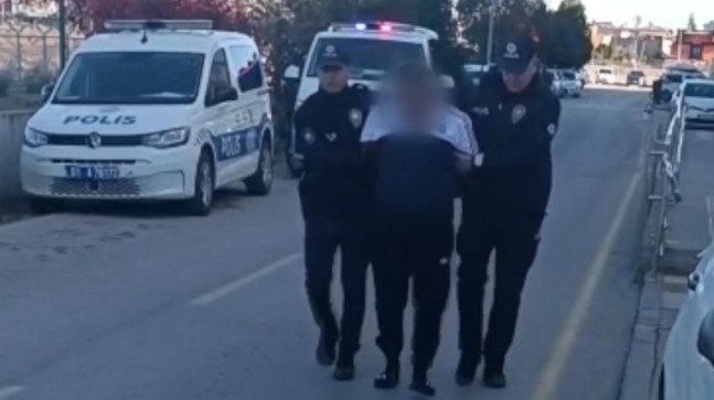 Adana’da kendisini uyaran zabıta memurunu öldürmekten tutuklu bulunduğu cezaevinden 4 yıl önce firar eden hükümlü yakalandı