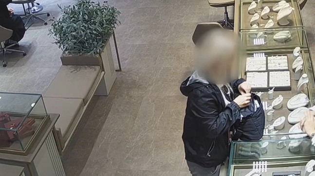 MERSİN’DE 4 KUYUMCUYA SAHTE ALTIN SATTILAR: 6 ZANLI TUTUKLADI