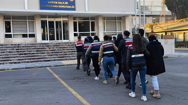 Mersin merkezli DEAŞ operasyonunda yakalanan 7 zanlıdan 6’sı tutuklandı