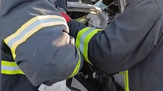 Adana’da tırla çarpışan kamyonetin sürücüsü yaralandı