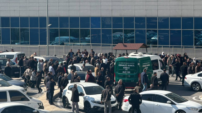 Mersin’deki 1 kişinin hayatını kaybettiği, 2 kişinin yaralandığı silahlı kavgaya ilişkin 3 şüpheli tutuklandı