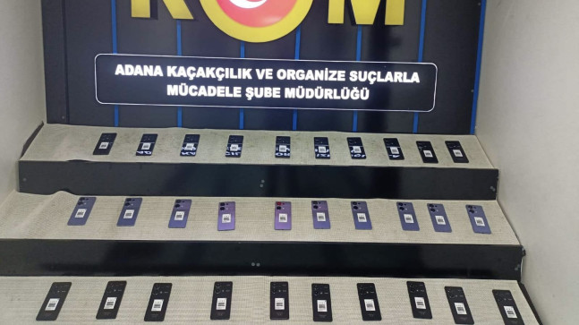 Adana’da 30 kaçak cep telefonu ele geçirildi