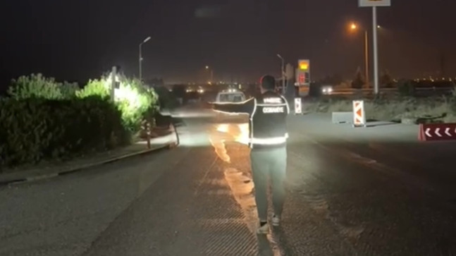 Osmaniye’de hafif ticari araçta 2 kilo 50 gram uyuşturucu ele geçirildi