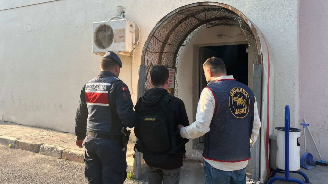 Mersin’de 1 kişinin öldüğü silahlı kavgayla ilgili bir zanlı daha tutuklandı