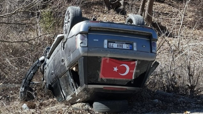 Adana’da takla atan cipteki 1’i çocuk 6 kişi yaralandı
